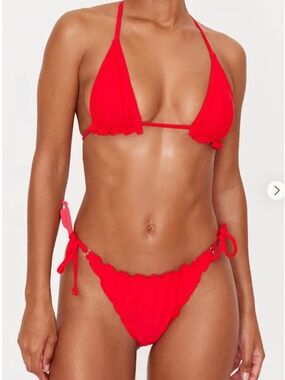 Pretty Little Thing Frill Edge Ruched Back Bikinis